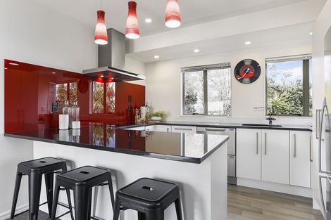 Photo of property in 83a Namata Road, One Tree Hill, Auckland, 1061