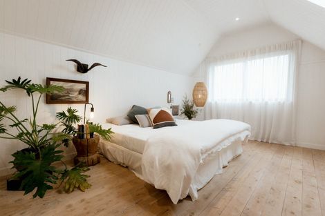 Photo of property in 16 Shearwater Lane, Point Wells, 0986