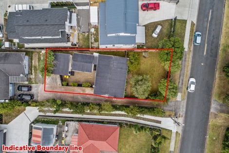 Photo of property in 1/7 Woodside Road, Massey, Auckland, 0614