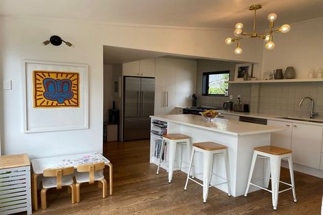 Photo of property in 21 Alfred Street, Northcote Point, Auckland, 0627