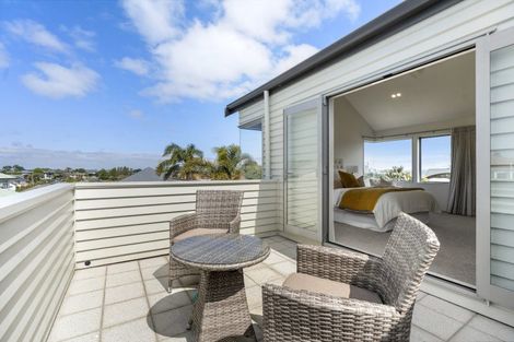 Photo of property in 39 Williamson Avenue, Belmont, Auckland, 0622