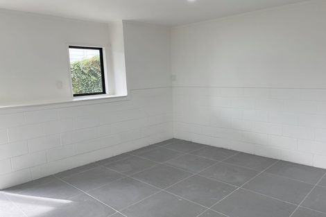 Photo of property in 1/17 Powrie Street, Glenfield, Auckland, 0629