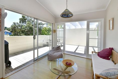 Photo of property in 68 Alexander Avenue, Torbay, Auckland, 0630