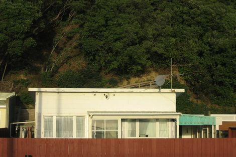 Photo of property in 158 Saint Andrews Road, Plimmerton, Porirua, 5026