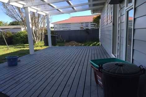 Photo of property in 1 Farrier Grove, Featherston, 5710