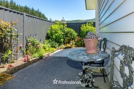 Photo of property in 13 Somerby Mews, Silverstream, Upper Hutt, 5019
