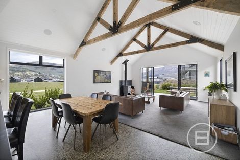 Photo of property in 52 Cunninghams Drive, Jacks Point, Queenstown, 9371