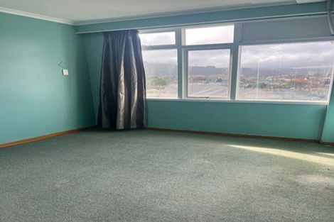 Photo of property in 13-17 Park Avenue, Epuni, Lower Hutt, 5011