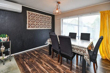 Photo of property in 12 Huber Street, Weymouth, Auckland, 2103