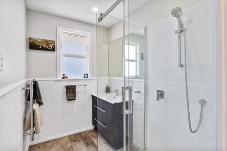 Photo of property in 13 Rangiatea Street, Paraparaumu Beach, Paraparaumu, 5032