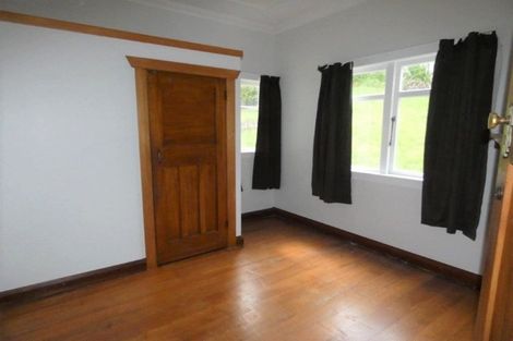 Photo of property in 27a Sydenham Street, Northland, Wellington, 6012