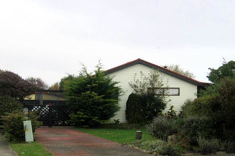 Photo of property in 24 The Avenue, Paraparaumu Beach, Paraparaumu, 5032