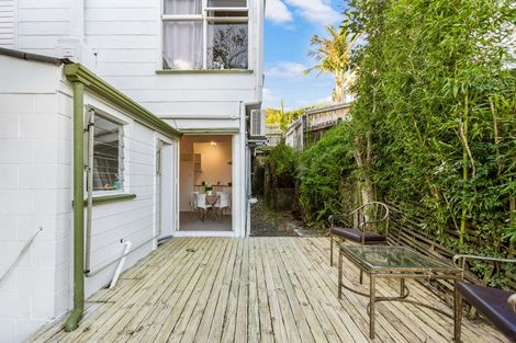 Photo of property in 2/78 Seaview Road, Castor Bay, Auckland, 0620