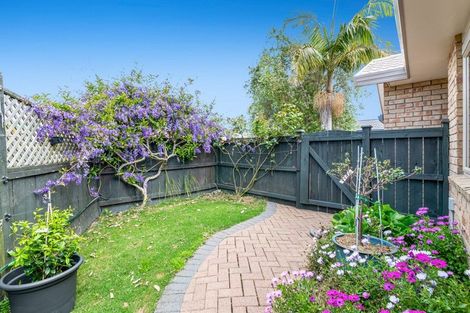 Photo of property in 47 Red Hibiscus Road, Stanmore Bay, Whangaparaoa, 0932
