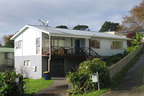 Photo of property in 9 Timandra Place, Massey, Auckland, 0614