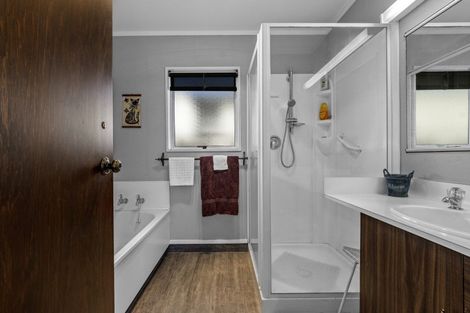 Photo of property in 2 Shelley Street, Otumoetai, Tauranga, 3110