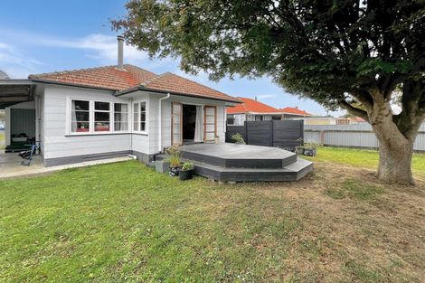 Photo of property in 10 Victor Street, Dannevirke, 4930