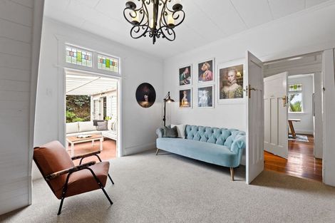 Photo of property in 18 David Street, Westown, New Plymouth, 4310