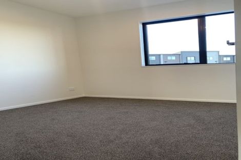 Photo of property in 37 Jabuka Street, Glen Eden, Auckland, 0602