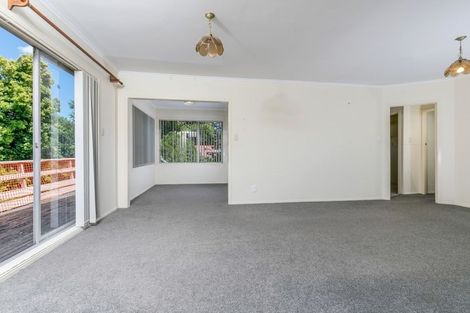 Photo of property in 421 Don Buck Road, Massey, Auckland, 0614