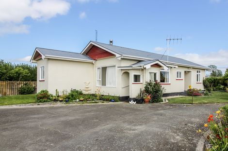 Photo of property in 6 Connell Street, Waitaki Bridge, Oamaru, 9493