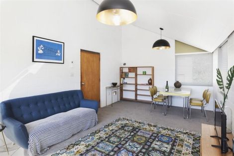 Photo of property in 21 Newbridge Place, Ilam, Christchurch, 8041