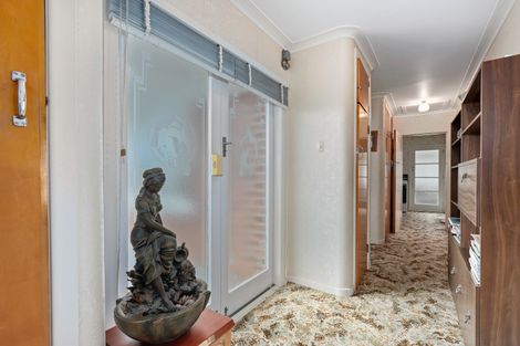 Photo of property in 11 Brick Street, Te Aroha, 3320