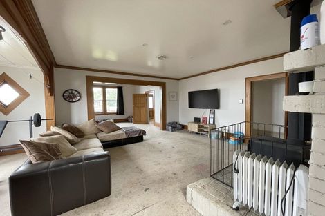 Photo of property in 14 Cadman Street, Dannevirke, 4930