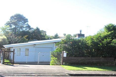 Photo of property in 17 Dreadon Road, Manurewa, Auckland, 2102