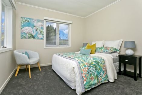 Photo of property in 2/84 Forrest Hill Road, Forrest Hill, Auckland, 0620