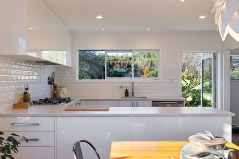 Photo of property in 41 Rosedale Crescent, Cloverlea, Palmerston North, 4412