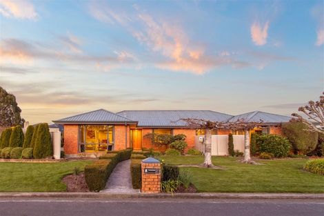 Photo of property in 2 Kimbrace Place, Belfast, Christchurch, 8051