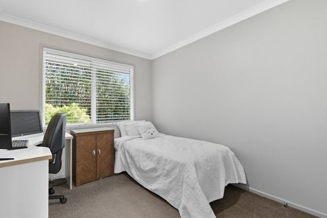 Photo of property in 11 Haden Place, Omokoroa, 3114