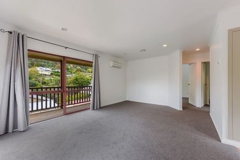 Photo of property in 61 Wairau Road, Picton, 7220