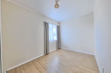 Photo of property in 1/2 Palmer Avenue, Glen Eden, Auckland, 0602