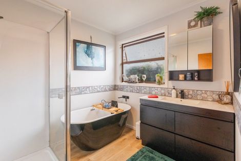 Photo of property in 27 Norwich Crescent, Tamatea, Napier, 4112