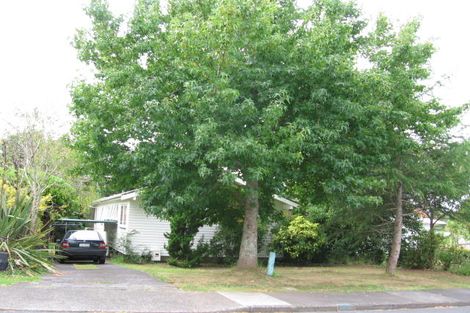 Photo of property in 16 Paramu Avenue, Birkdale, Auckland, 0626