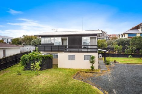 Photo of property in 19 Kotuku Place, Snells Beach, 0920