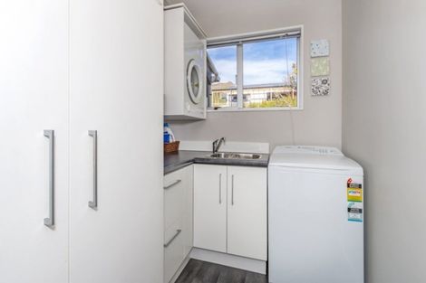 Photo of property in 7 Avoca Valley Road, Heathcote Valley, Christchurch, 8022