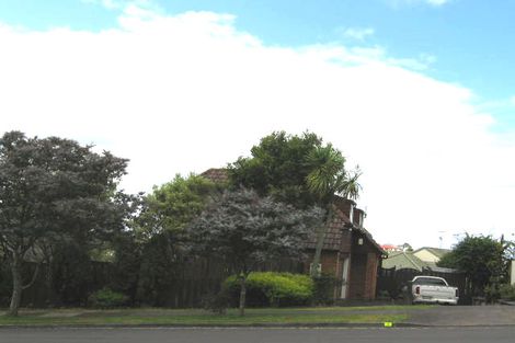 Photo of property in 9 Unsworth Drive, Unsworth Heights, Auckland, 0632