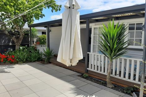 Photo of property in 1/140 Hastings Street, Sydenham, Christchurch, 8023