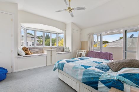 Photo of property in 1/14 Kiteroa Terrace, Rothesay Bay, Auckland, 0630