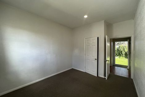 Photo of property in 98 Carrington Road, Mount Albert, Auckland, 1025