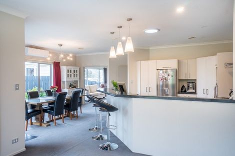 Photo of property in 3 Peppertree Glade, Kelvin Grove, Palmerston North, 4414