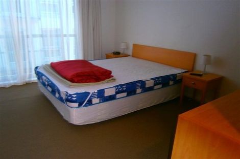 Photo of property in Terrace Heights Apartments, 2/163p The Terrace, Wellington Central, Wellington, 6011