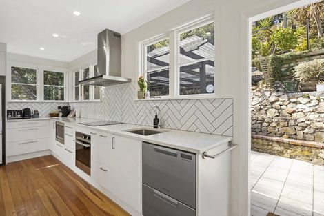 Photo of property in 2 Walden Street, Strathmore Park, Wellington, 6022