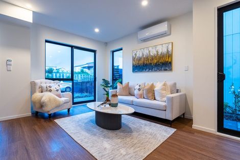 Photo of property in 8 Papai Lane, Massey, Auckland, 0614