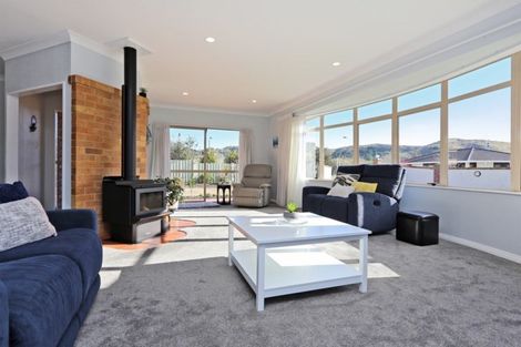 Photo of property in 59 Whiting Crescent, Greenmeadows, Napier, 4112