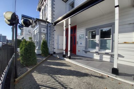 Photo of property in 221a The Terrace, Wellington Central, Wellington, 6011