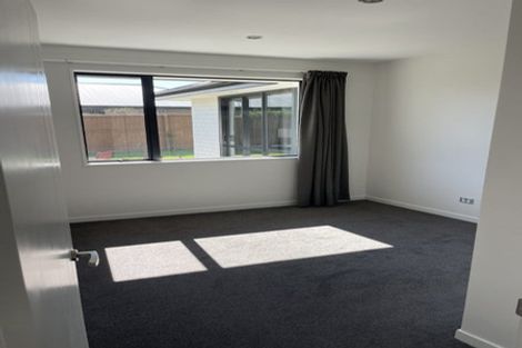 Photo of property in 5 Ormandy Court, Amberley, 7410